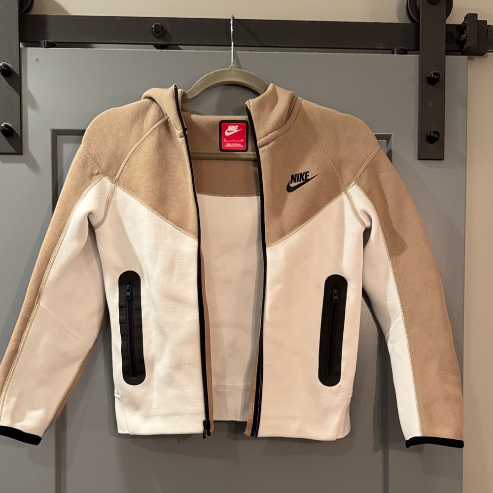Nike Tech Kids Beige and White Jacket